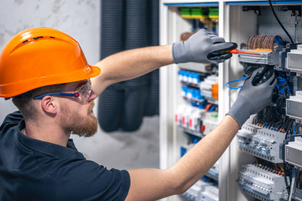 Best Affordable Emergency Electrician  in Oakland, PA